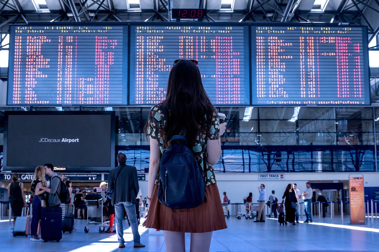 Darf man Snus mit ins Flugzeug nehmen? Sicher am Flughafen unterwegs